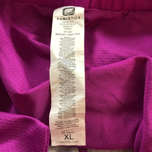 Like New! Fabletics Patterned Athletic Running Shorts - XL - Picture 4 of 4